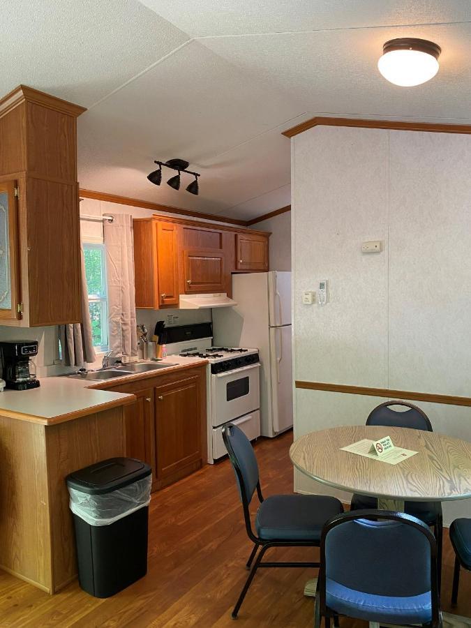 The Vintage Rv'S At Wilderness Presidential Camp Resort By Tripforth Spotsylvania Екстериор снимка